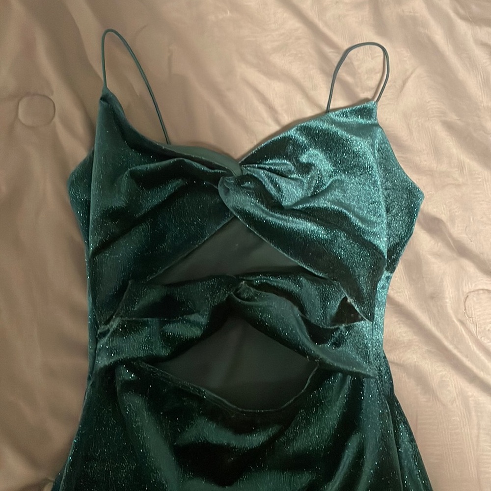 Green Sparkly Formal Dress. Size Womens Small